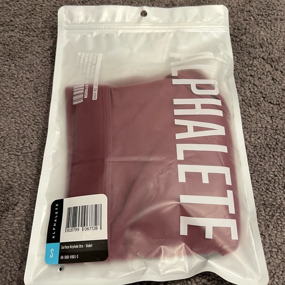 Alphalete Surface Keyhole Camo Bra Alphalete Surface Keyhole Camo Bra